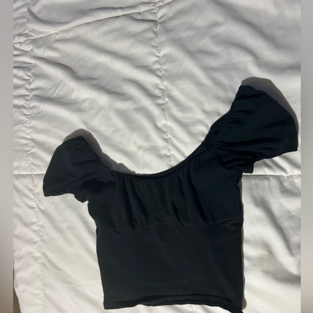 black crop top